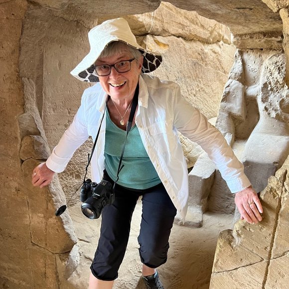 Meet your Posher, Joan - Picture 1 of 1